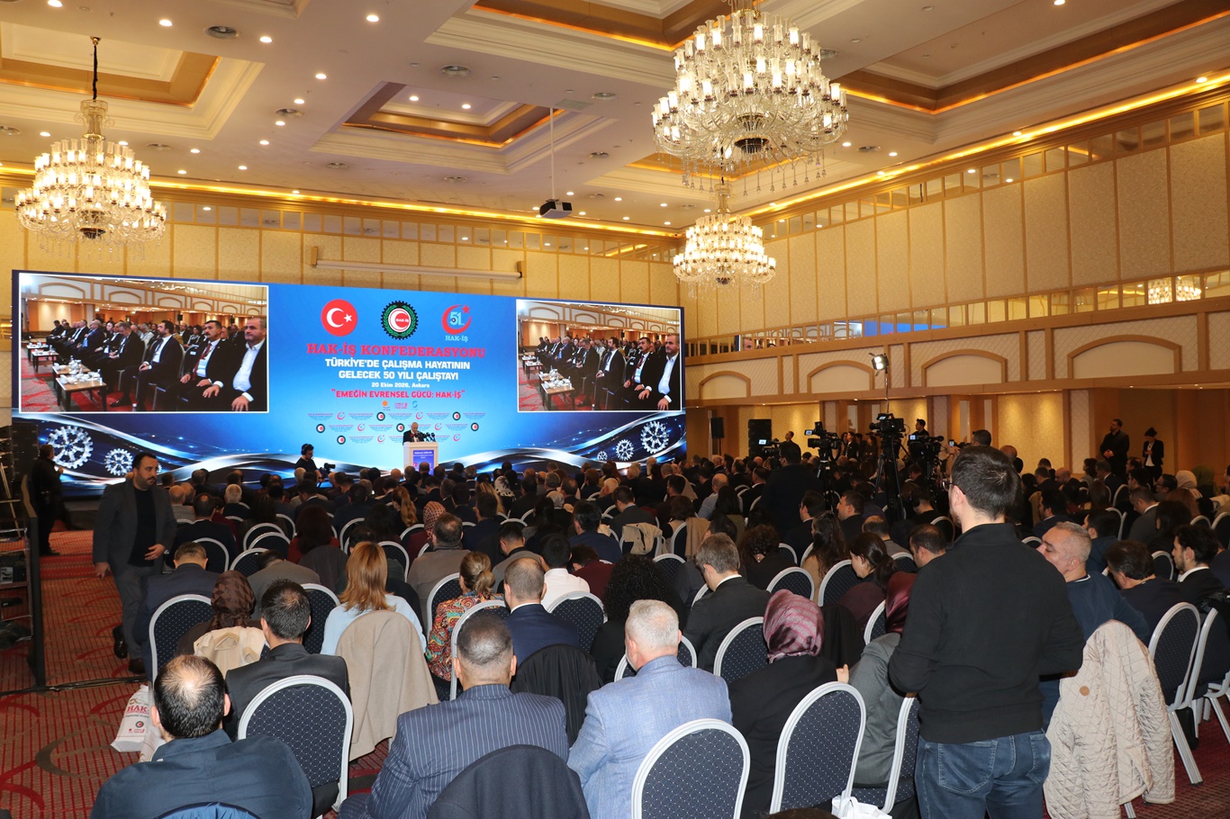 HAK-İŞ, çalışma hayatının gelecek 50 yılını masaya yatırdı