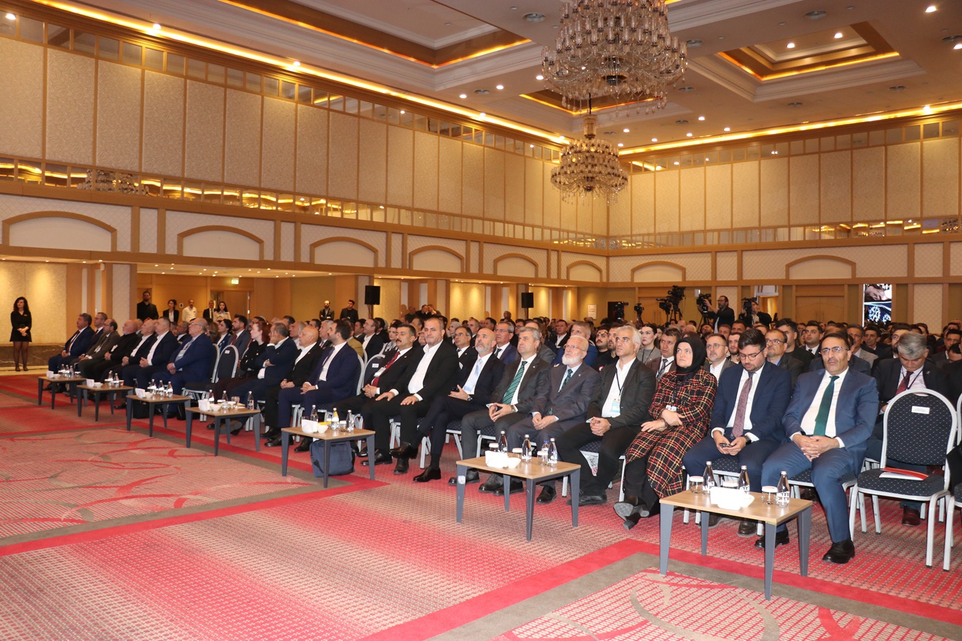 HAK-İŞ, çalışma hayatının gelecek 50 yılını masaya yatırdı