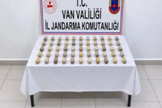 Van'da midesinde 502 gram metamfetamin taşıyan kişi tutuklandı