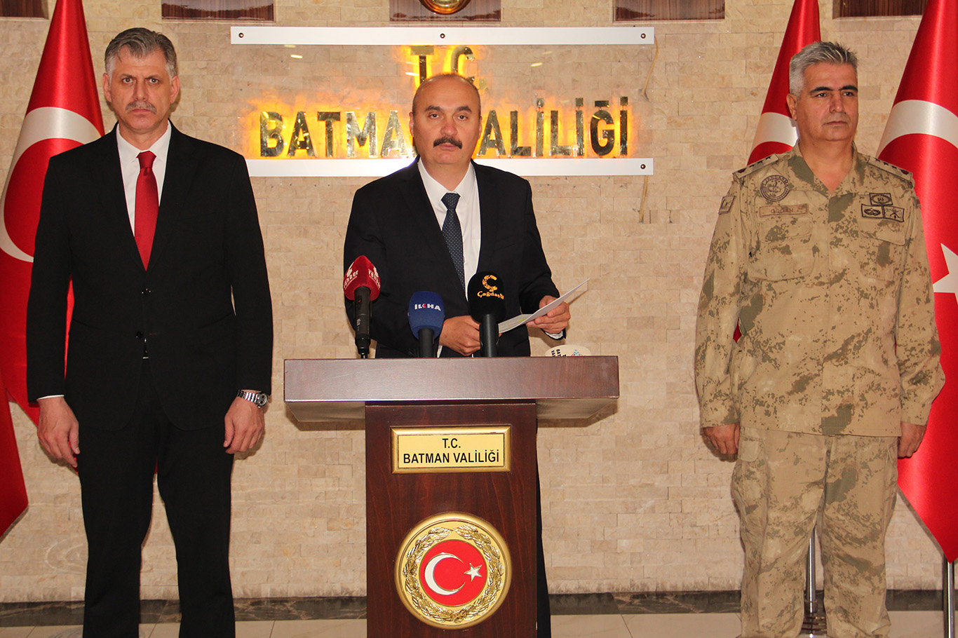 Vali Canalp: Batman'ın hakkını ve hukukunu kimse çiğneyemez