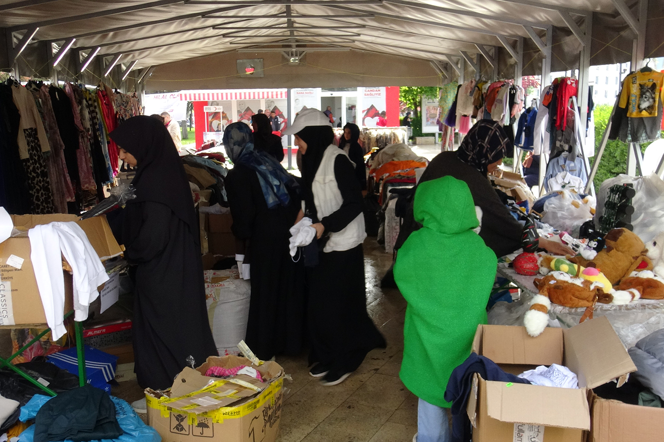 Umut Kervanı'ndan Gazze ve Malatya'daki ihtiyaç sahipleri yararına kermes