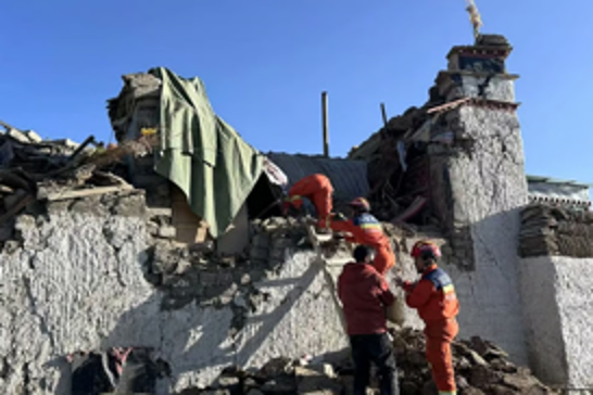Tibet'te 7 büyüklüğünde deprem: En az 16 ölü, 46 yaralı