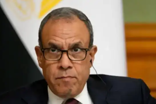 مصر واليونان تبحثان توسيع اتفاقية ترسيم الحدود البحرية