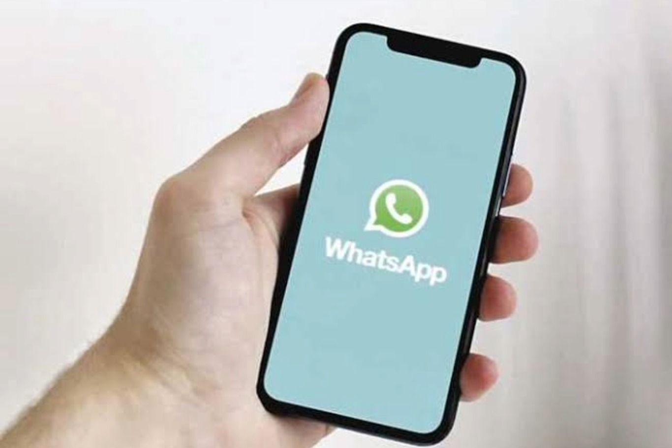 واتساب يختبر جدولة الرسائل على هواتف آيفون