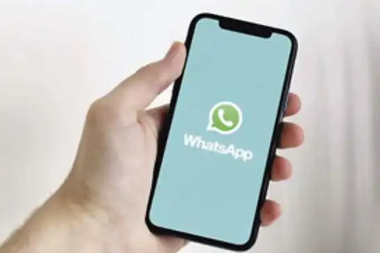 واتساب يختبر جدولة الرسائل على هواتف آيفون