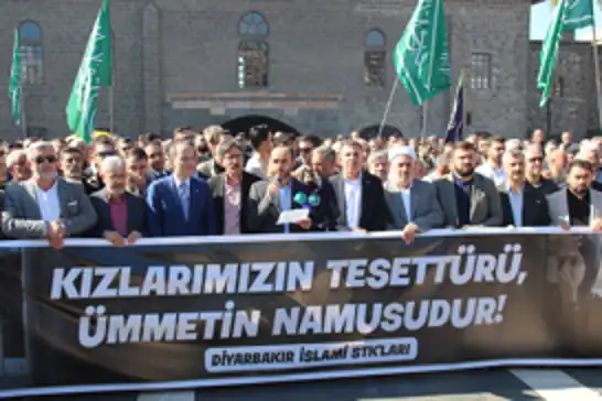Diyarbakır'da Azerbaycan'daki başörtüsü yasağına tepki