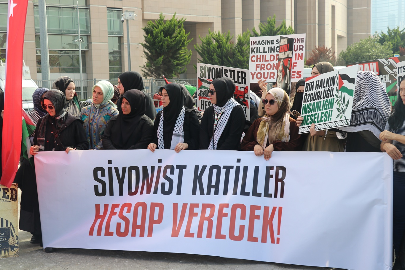 İşgal rejimine karşı açılan davalar İstanbul'da görülmeye başlandı