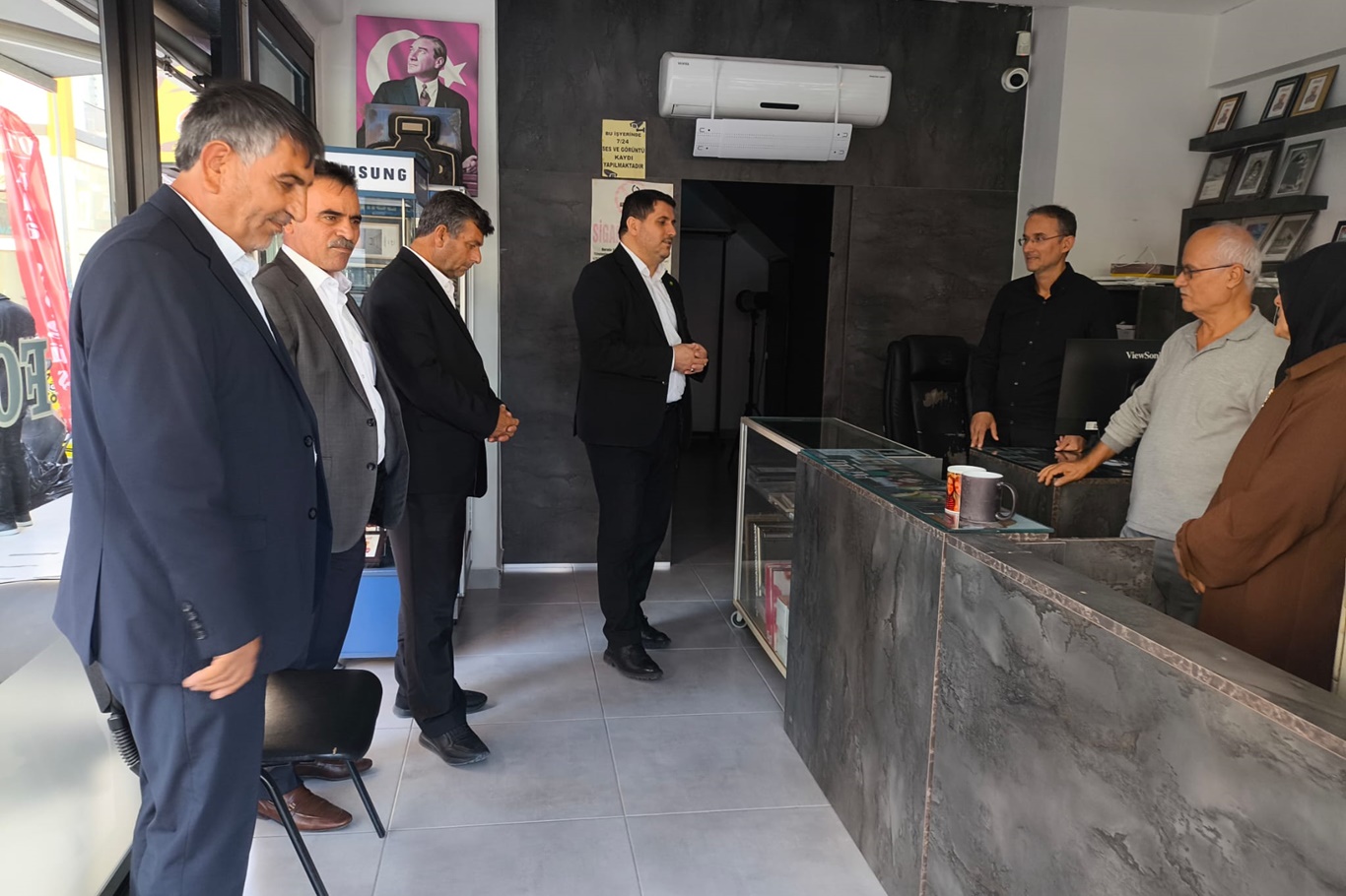 HÜDA PAR Antalya İl Teşkilatından Kumluca’da esnaf, üretici ve emekli ziyaretleri