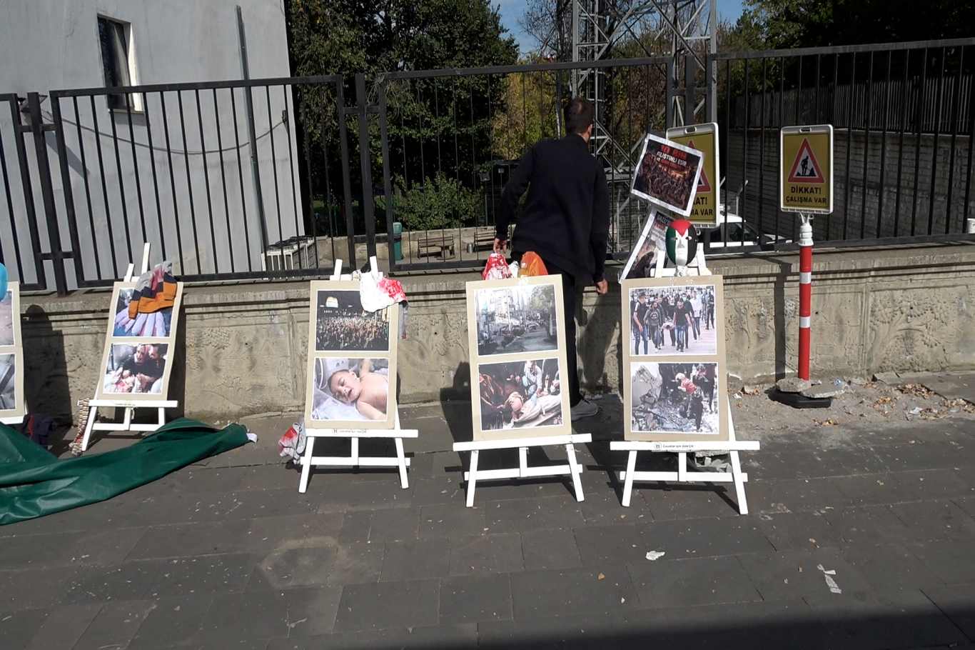 HÜDA PAR Bingöl İl Gençlik Kolları’ndan Gazze’ye destek: PTT Kavşağı’nda “Farkındalık Çadırı” kuruldu