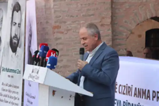 "Hayalden Hakikate Melayê Cizîrî"