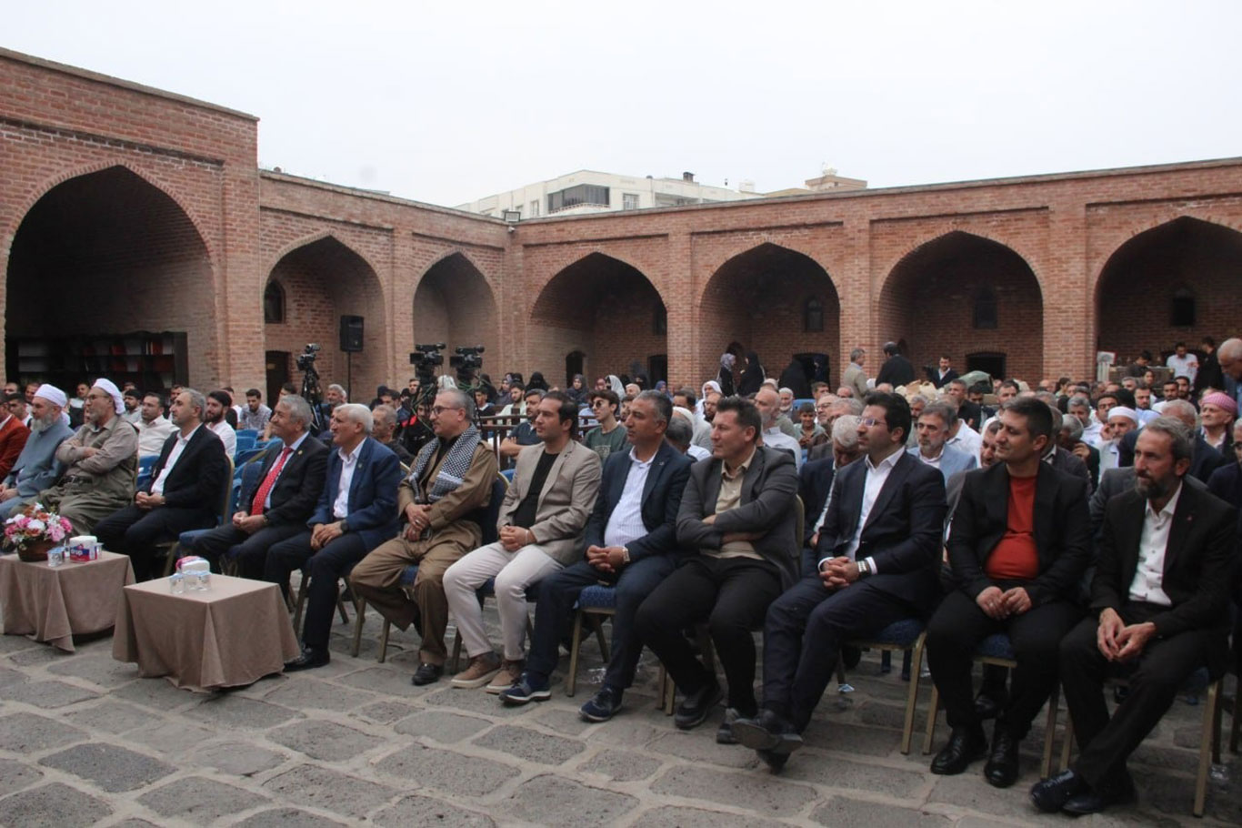Mehmet Zahîr Ertekîn, li ser Melayê Cizîrî û evîna îlahî axivî