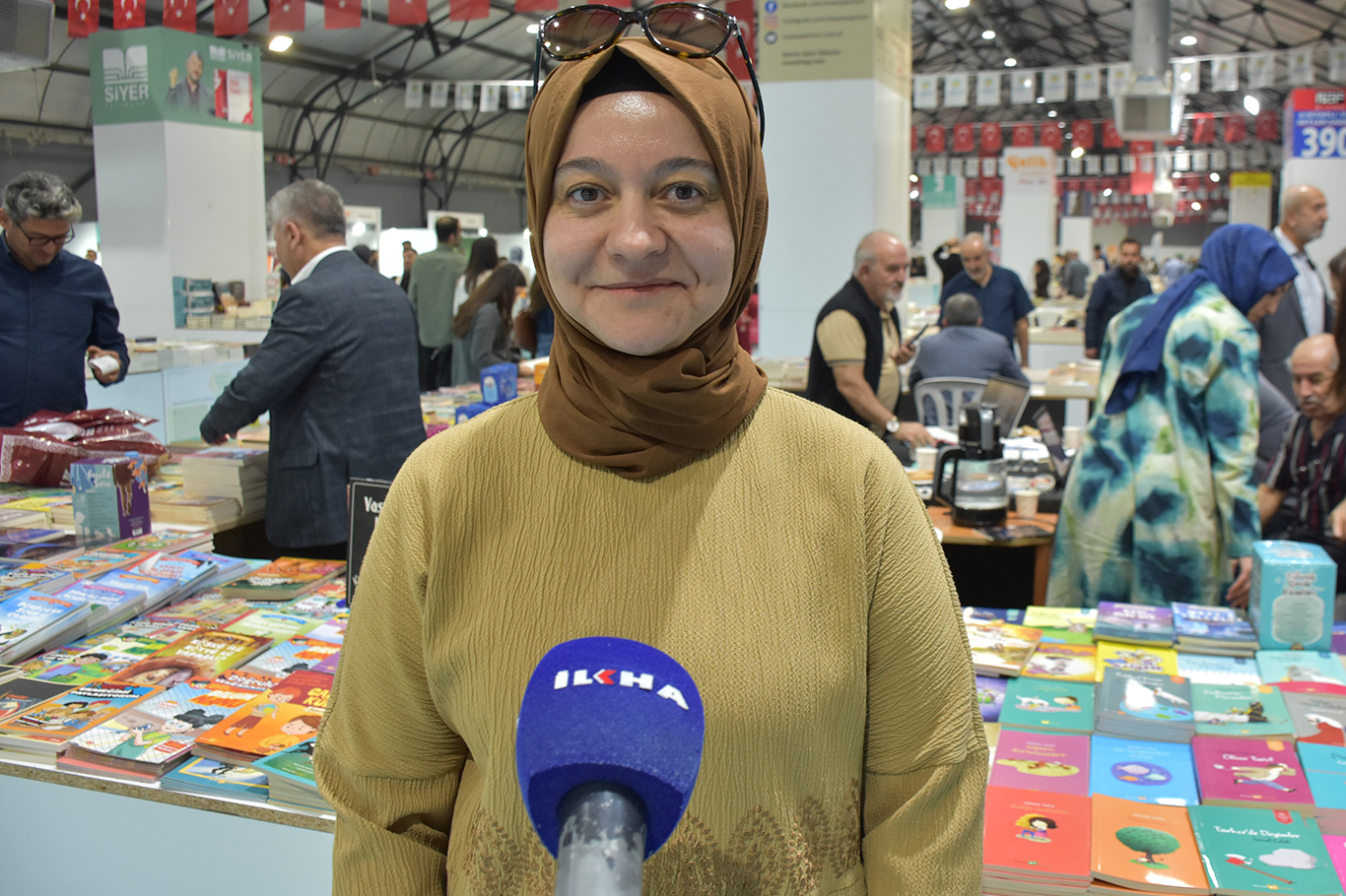 Eğitimci-Yazar Yasemin Katı