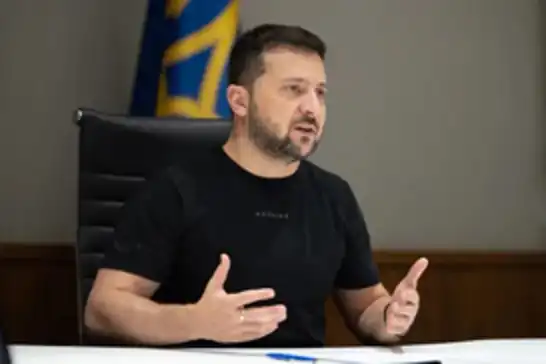 Zelenskiy: Rusya, Ukrayna'ya bir haftada 1600 güdümlü bomba ve 2300 İHA ile saldırdı