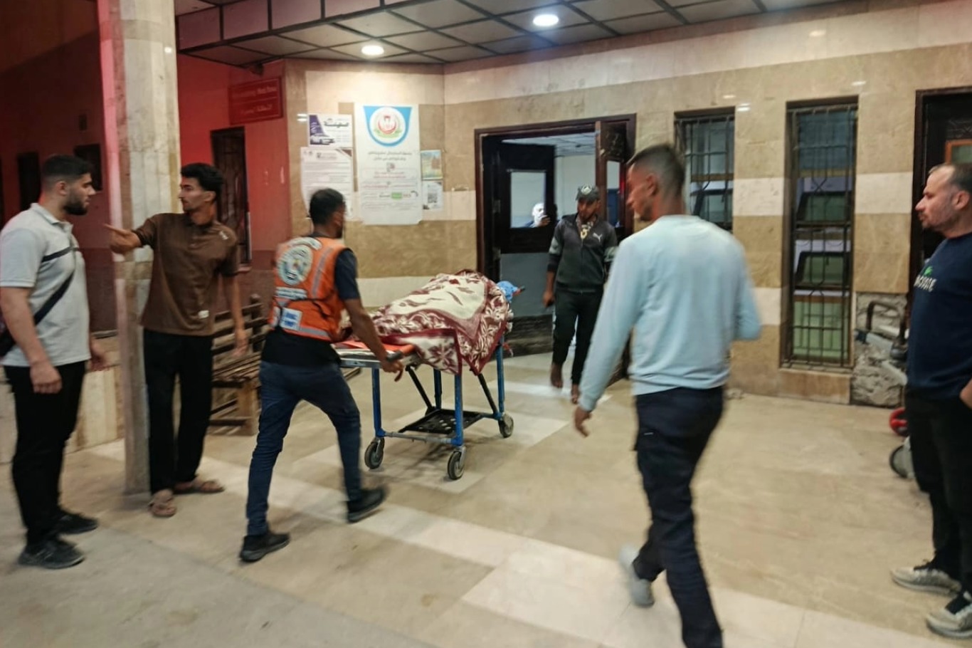 بينهم طفلة ..3 شهداء برصاص وقصف الاحتلال الصهيوني على غزة
