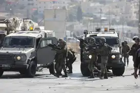 الاحتلال يواصل اقتحاماته بالضفة والقدس ويعتقل أكثر من 70 مواطنًا بالخليل