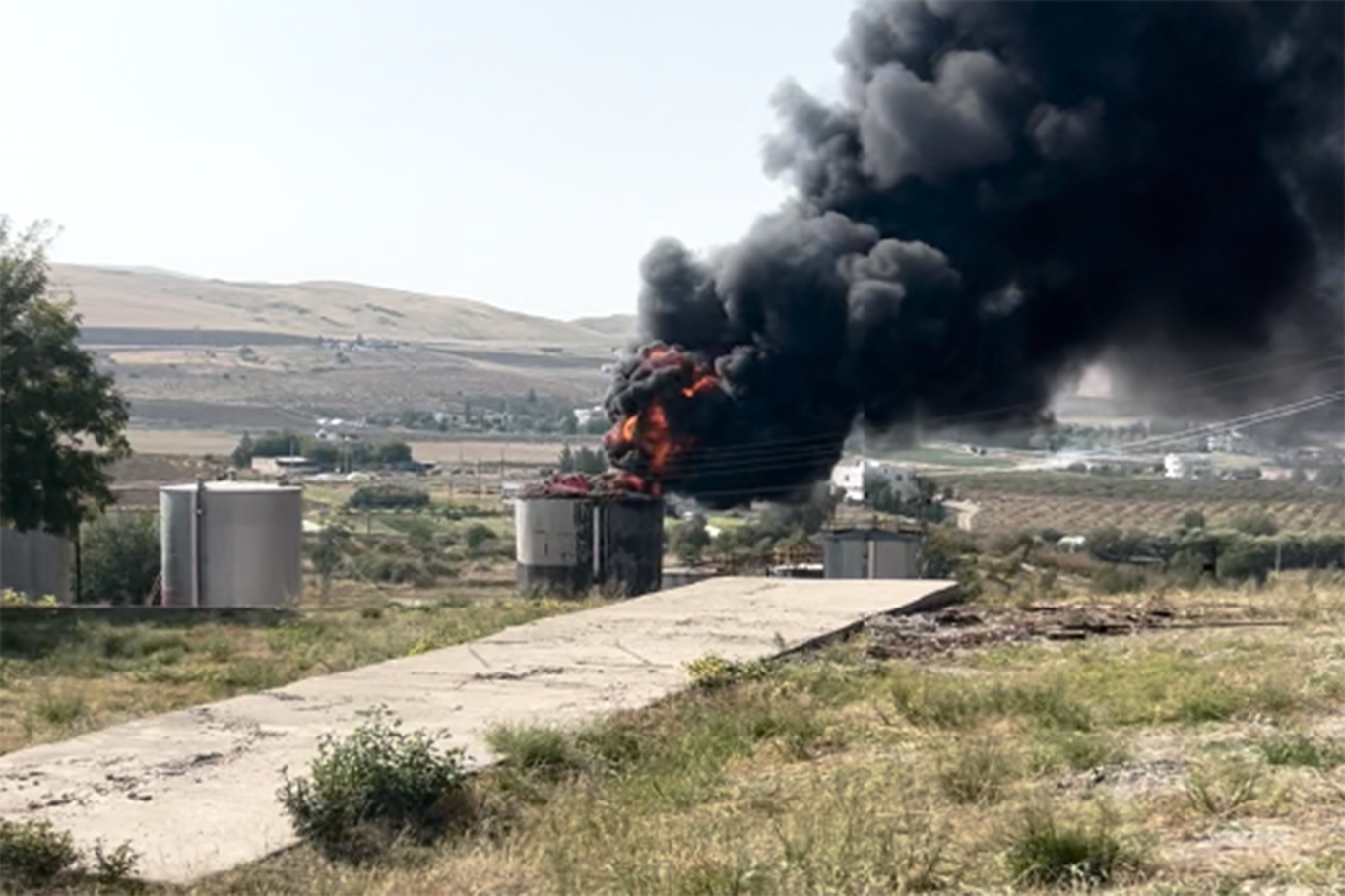 Petrol sahasında yangın: Bir işçi ağır yaralandı