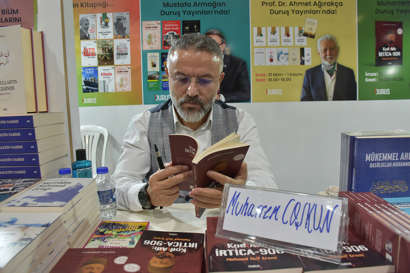 Araştırmacı-yazar Coşkun: Tarihi ideolojik kalıplardan kurtarmalıyız