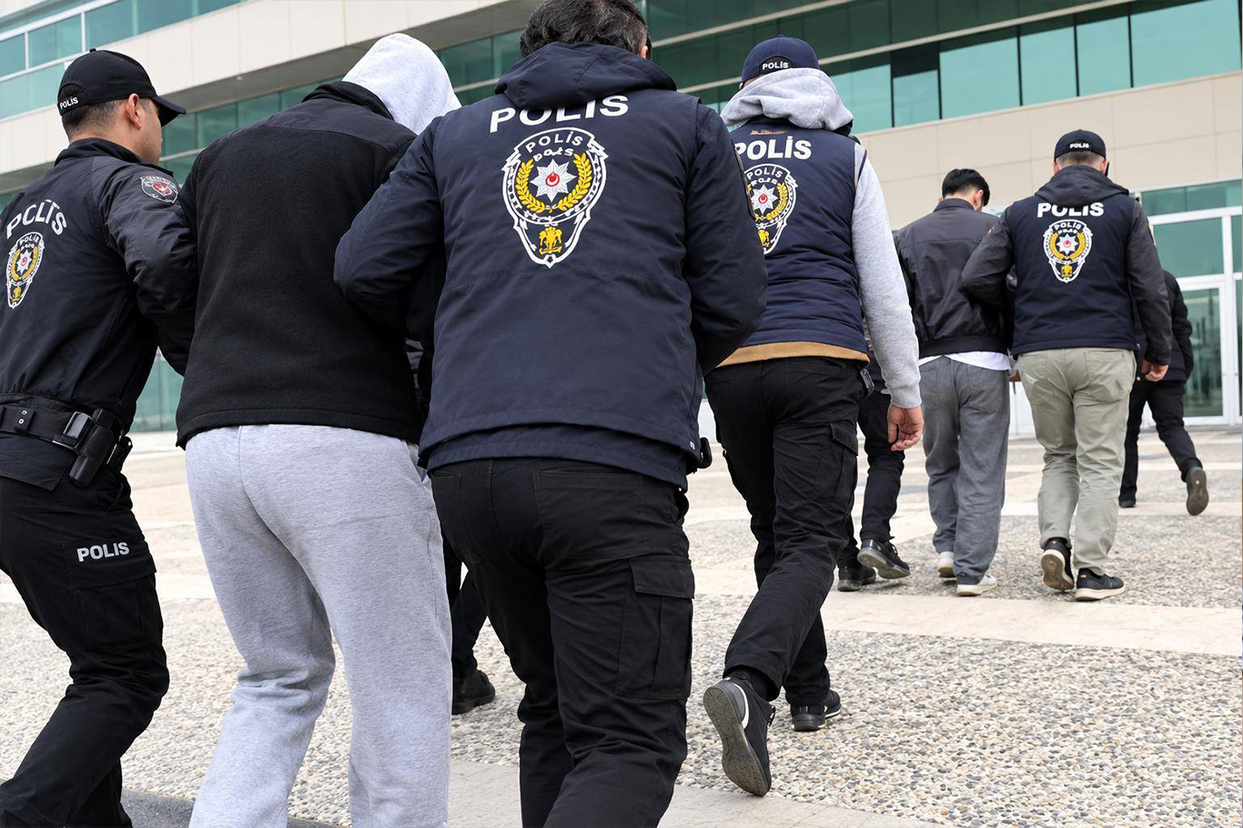 35 ilde siber suç operasyonu: 275 şüpheli yakalandı