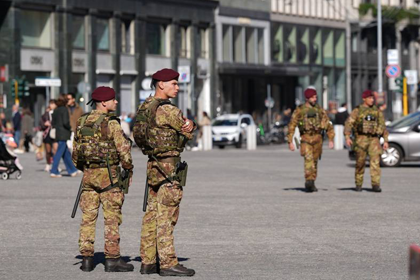 İtalya'da güvenlik önlemleri artırıldı: Milano sokaklarına asker konuşlandırıldı