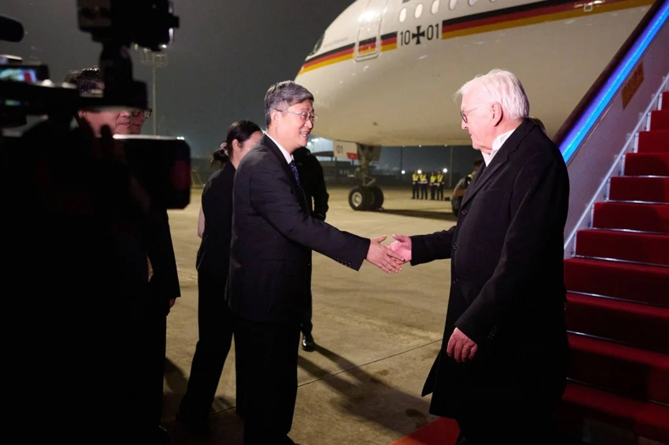 Almanya Cumhurbaşkanı Steinmeier 8 yıl sonra Çin'de