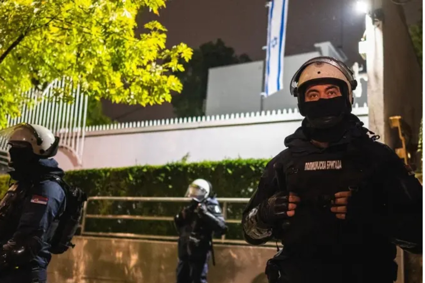 هجوم بالسلاح الأبيض على السفارة الإسرائيلية في بلغراد وطعن حارسها
