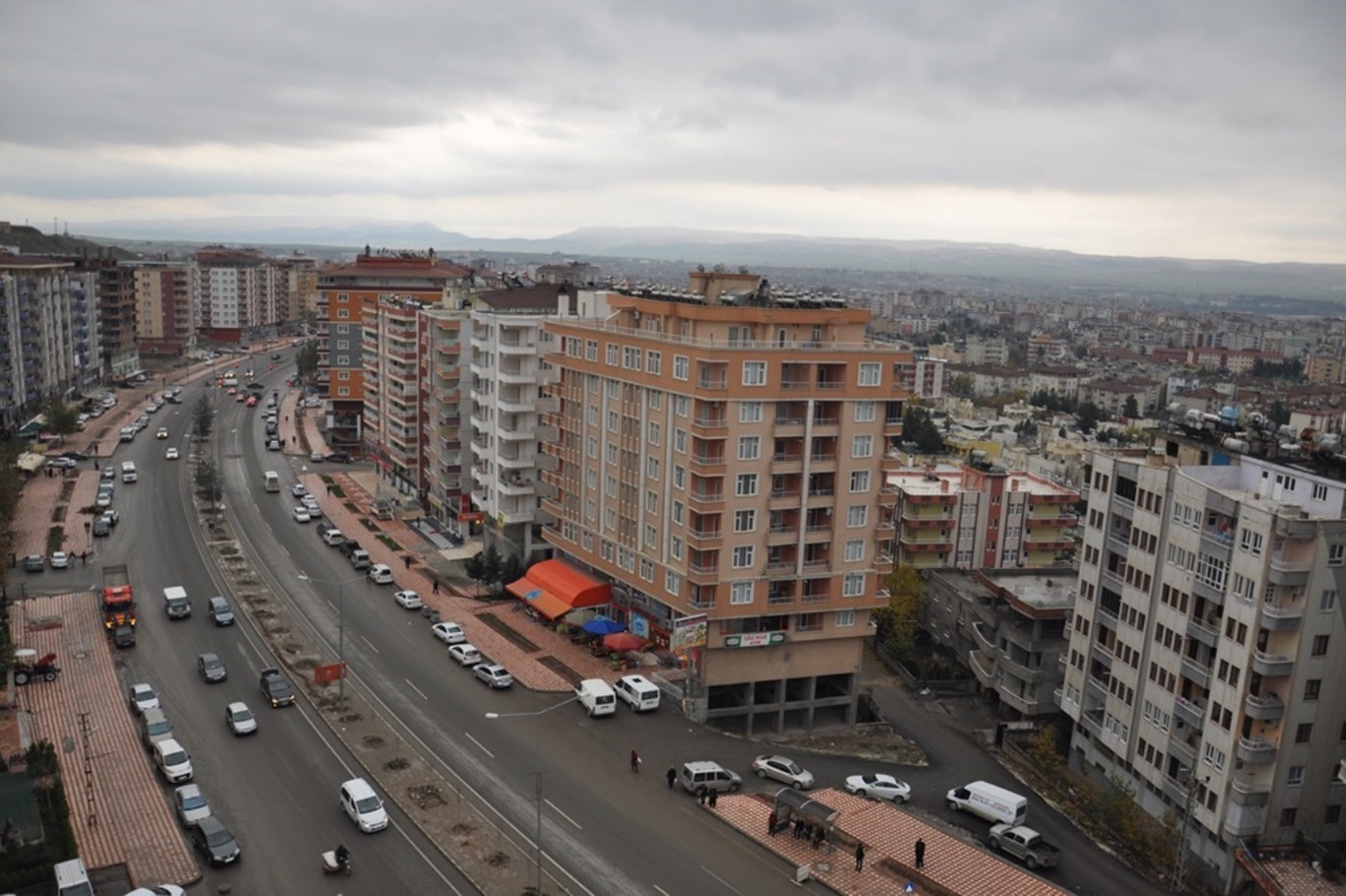 Gayrimenkul danışmanları: Konut alımını kolaylaştıracak adımlar atılmalı