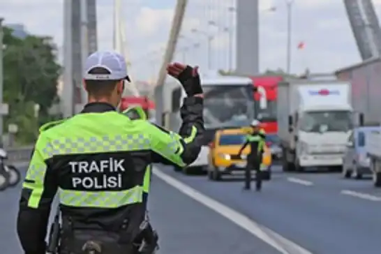 Cumhuriyet Bayramı kutlamaları nedeniyle bazı yollar trafiğe kapatılacak