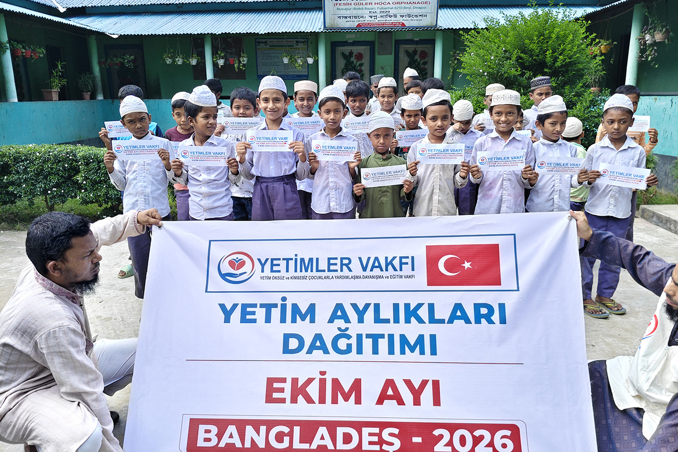 Yetimler Vakfı'ndan Bangladeş'te yetim çocuklara ekim ayı desteği