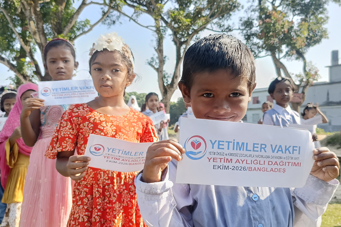 Yetimler Vakfı'ndan Bangladeş'te yetim çocuklara ekim ayı desteği