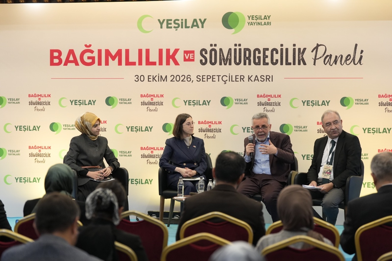 "Bağımlılık ve Sömürgecilik Paneli"nde bağımlılıklarla mücadelede önleyici çalışmalar ele alındı