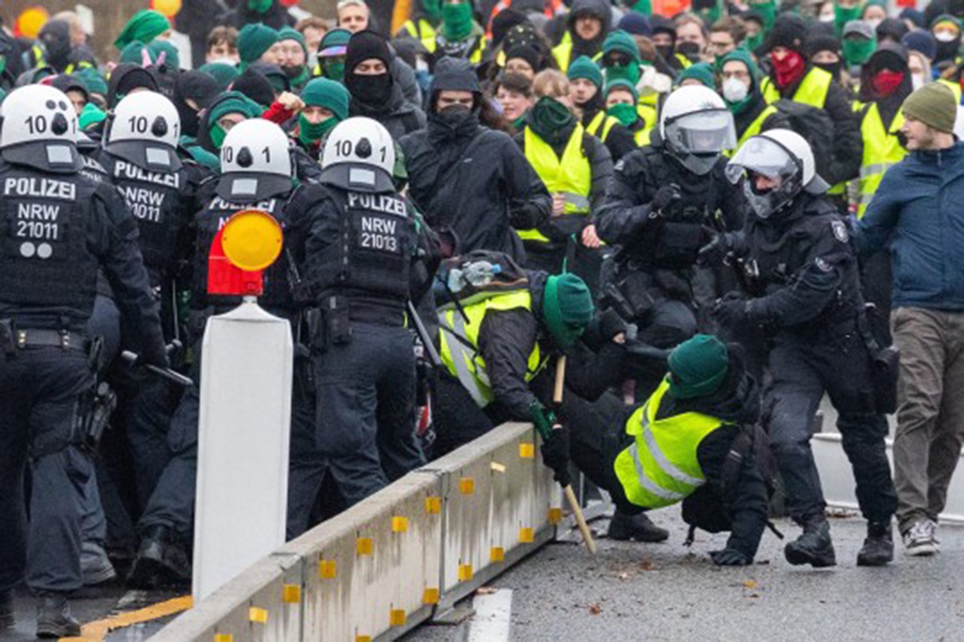 German youth to stage nationwide protests in 32 cities against Merz government policies