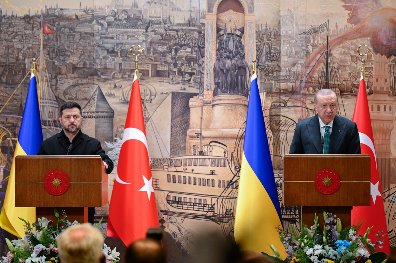 Erdoğan: Türkiye ready to help secure peace in Ukraine