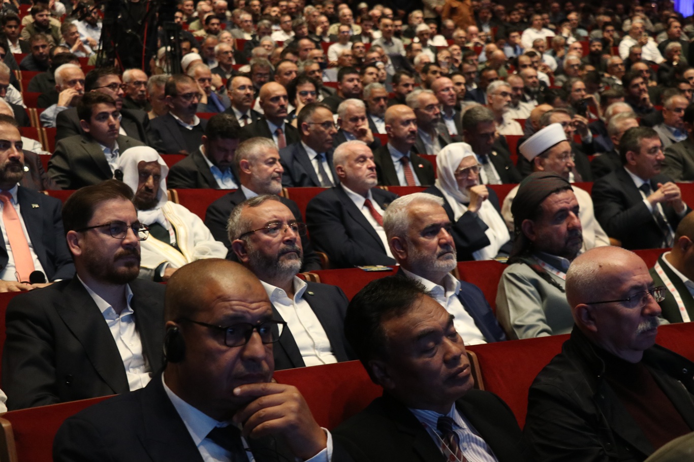 "13. Uluslararası Bediüzzaman Sempozyumu" İstanbul'da başladı