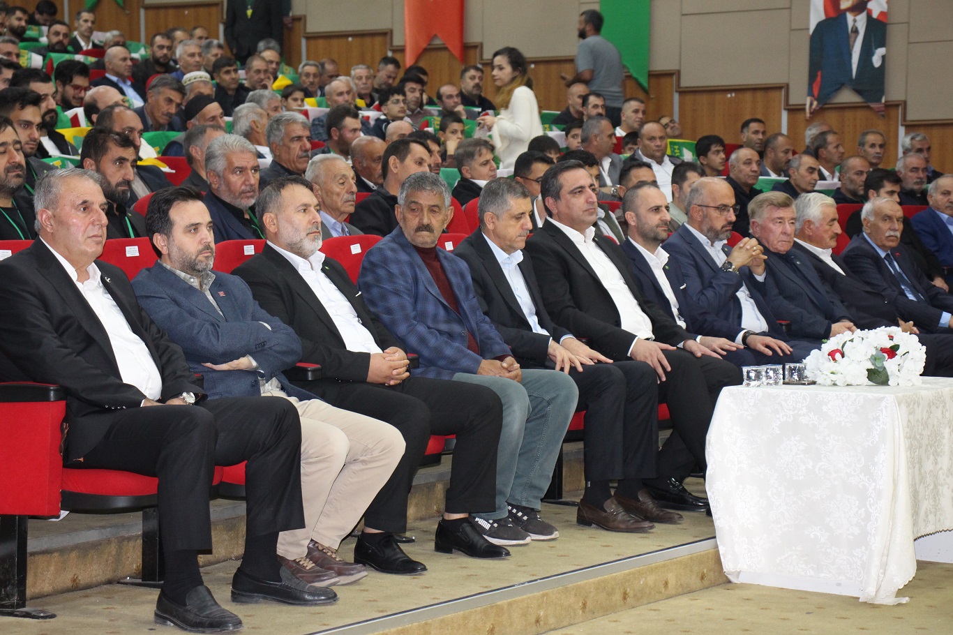 Ramanlı, "Meselelerimizi birbirimizin kanını dökerek değil, ancak birbirimizi ikna ederek çözebiliriz"