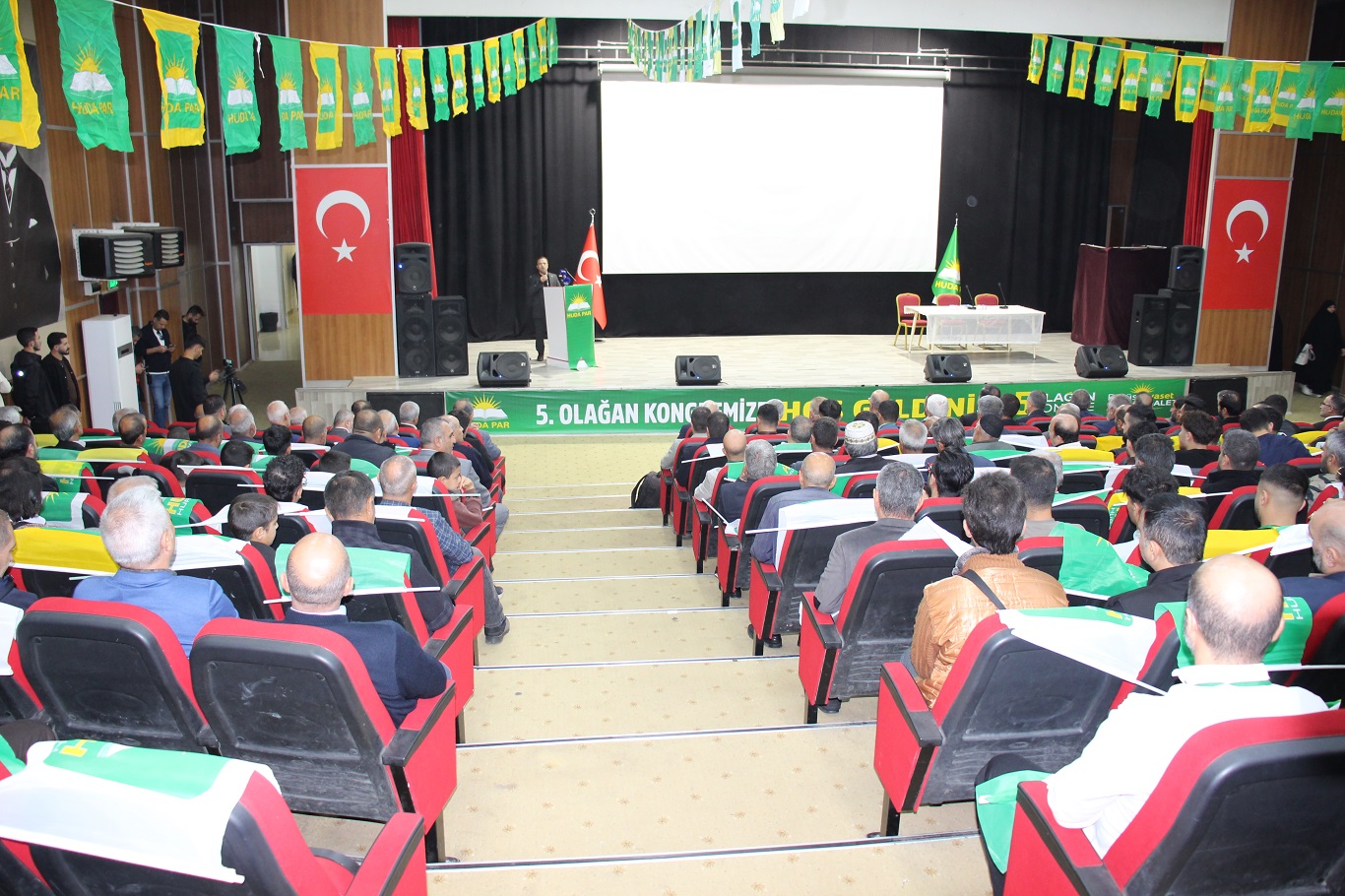 Ramanlı, "Meselelerimizi birbirimizin kanını dökerek değil, ancak birbirimizi ikna ederek çözebiliriz"