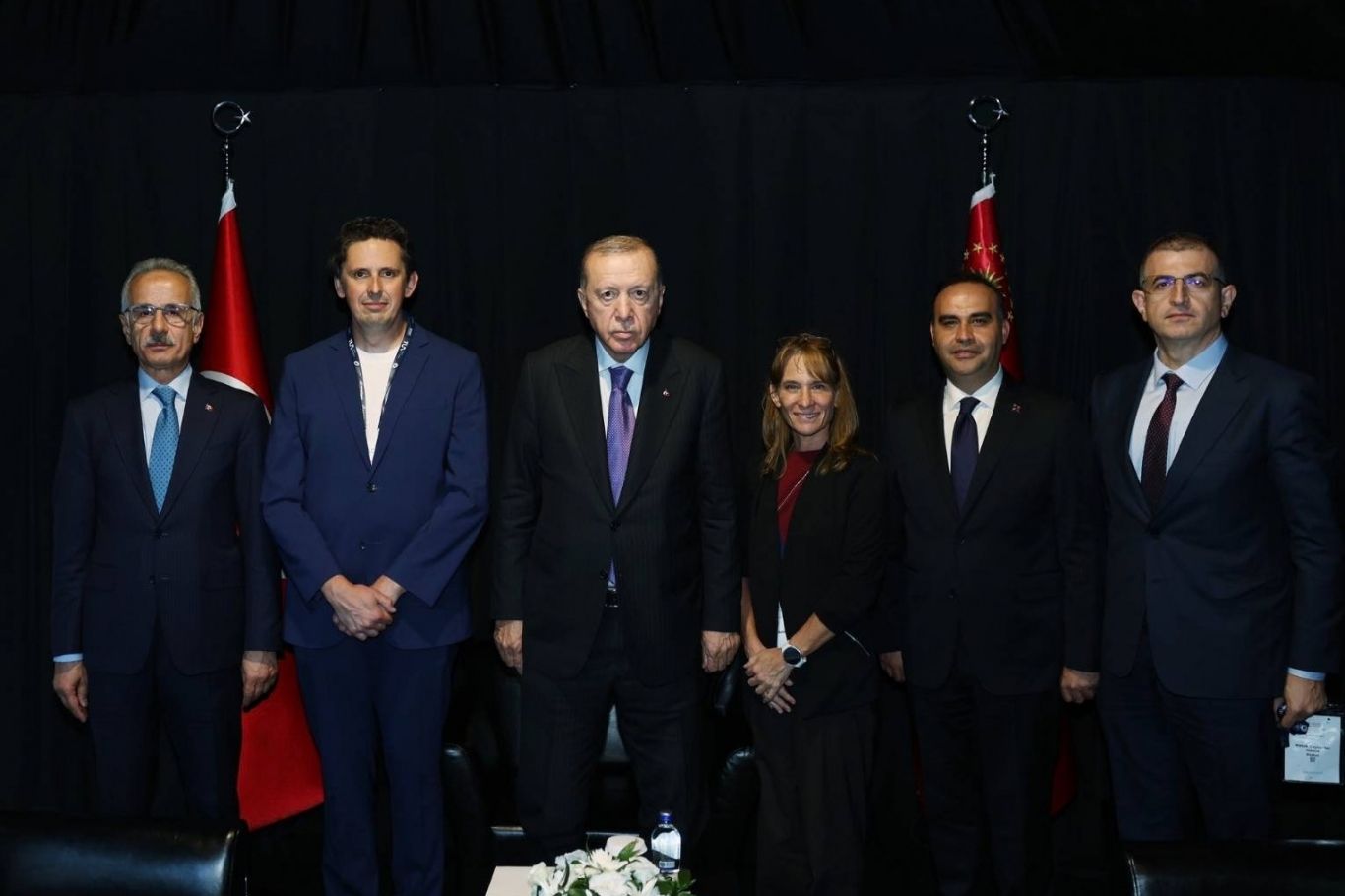 Erdoğan receives senior SpaceX executives at Antalya space congress
