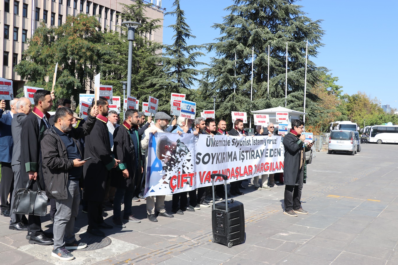 ANFİDAP, soykırıma iştirak eden çifte vatandaşlar yargılansın çağrısını yeniledi 