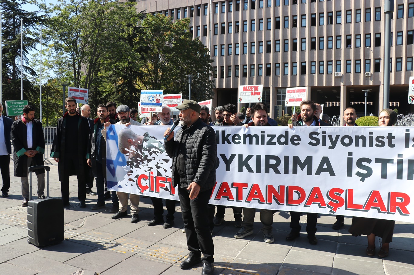 ANFİDAP, soykırıma iştirak eden çifte vatandaşlar yargılansın çağrısını yeniledi 