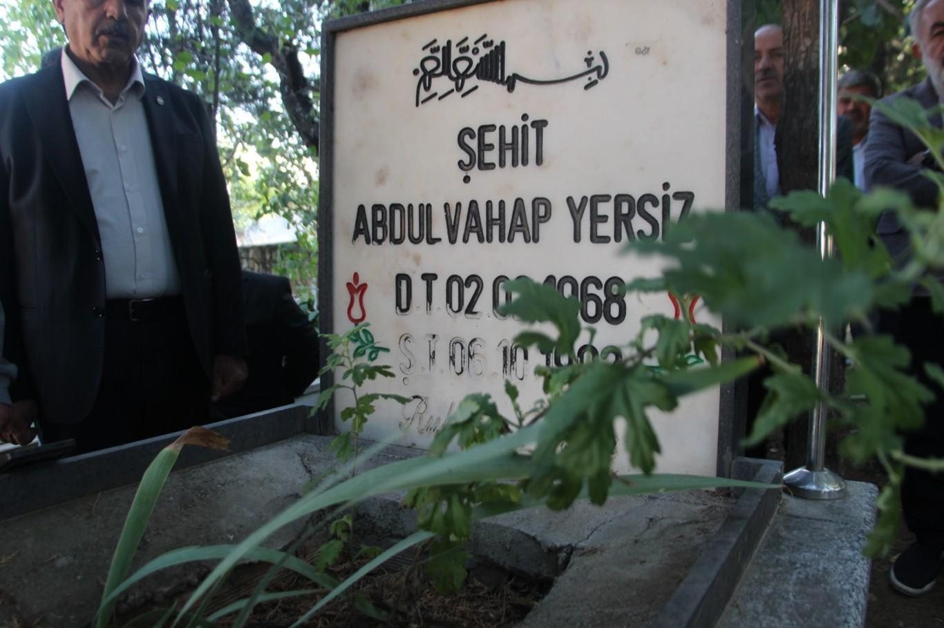 Şehadet mektebinin öğretmeni Abdulvahap Yersiz kabri başında yad edildi