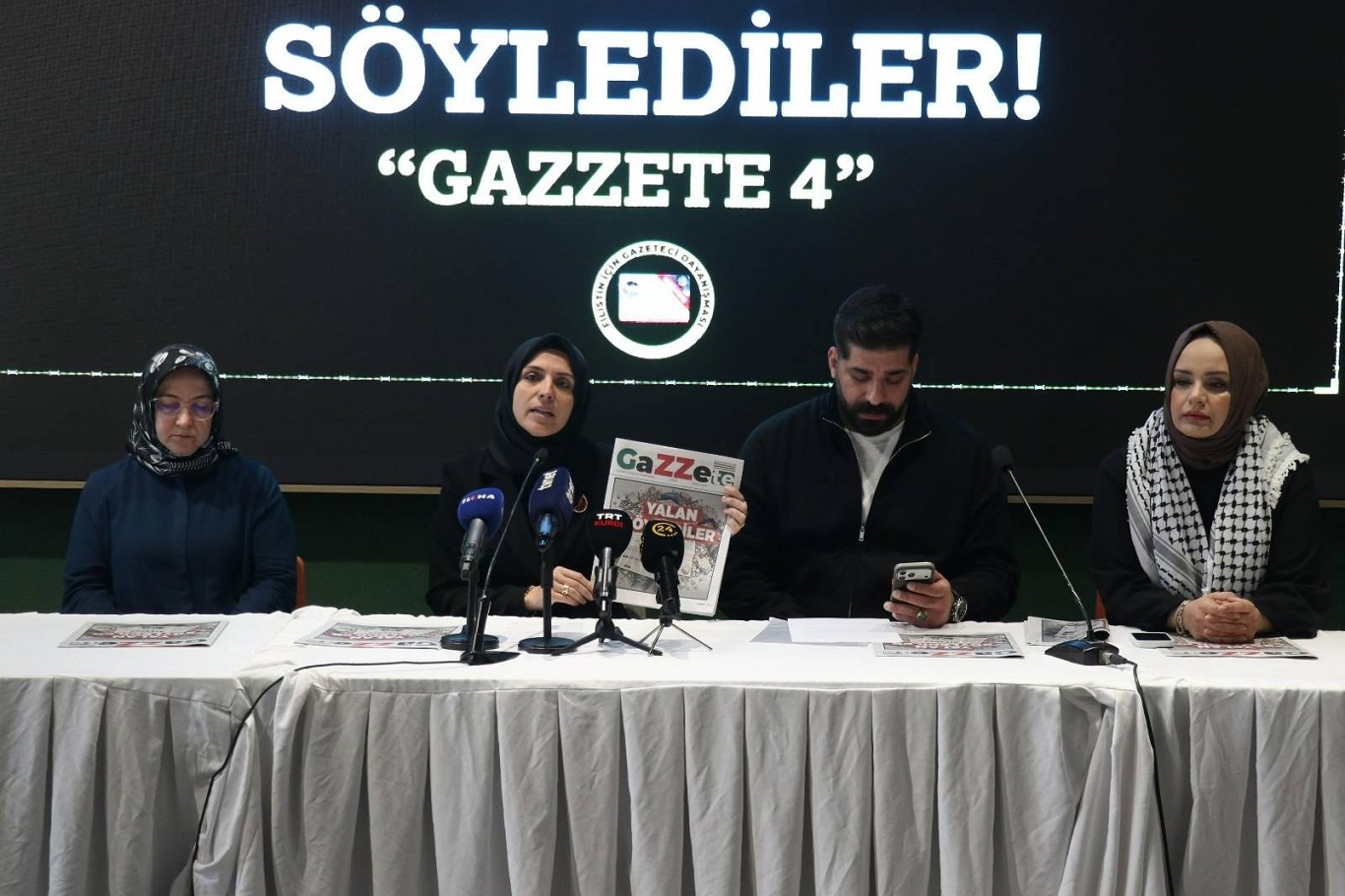 Gazze'de şehit edilen gazeteciler için hazırlanan "Gazzete"nin 4. sayısı tanıtıldı