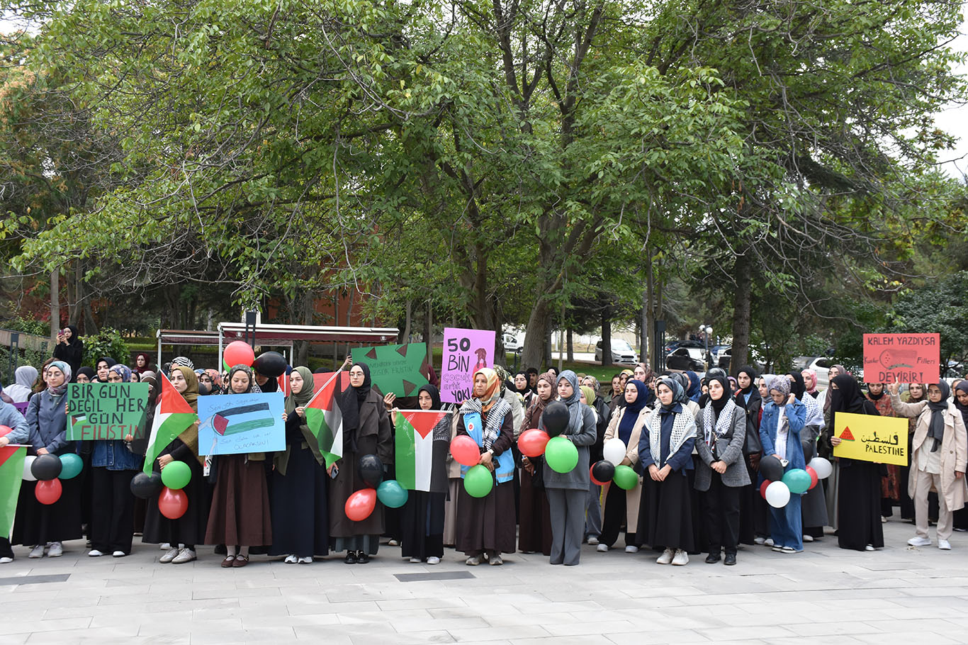 İnönü Üniversitesinde Gazze için dayanışma yürüyüşü