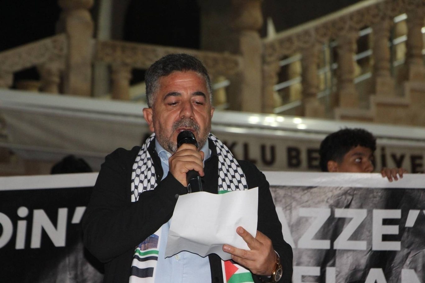 Kadir Üründü 