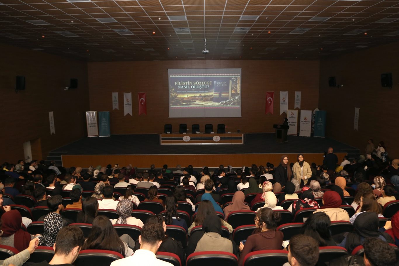 Siirt'te “Yedi Bölge Tek Ses: Filistin Sözlüğü” programı düzenlendi