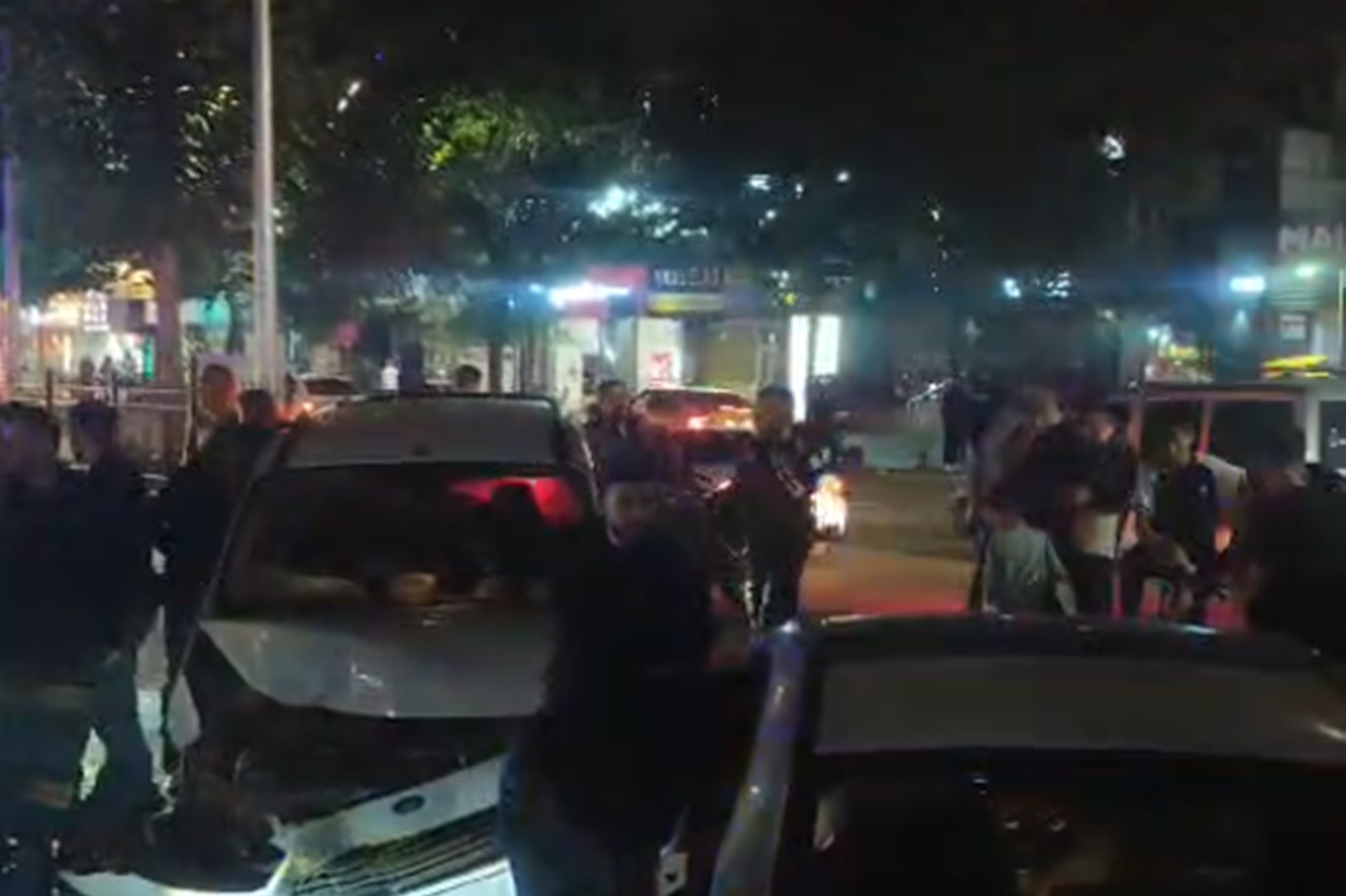 Batman'da trafik kazasında 4 kişi yaralandı