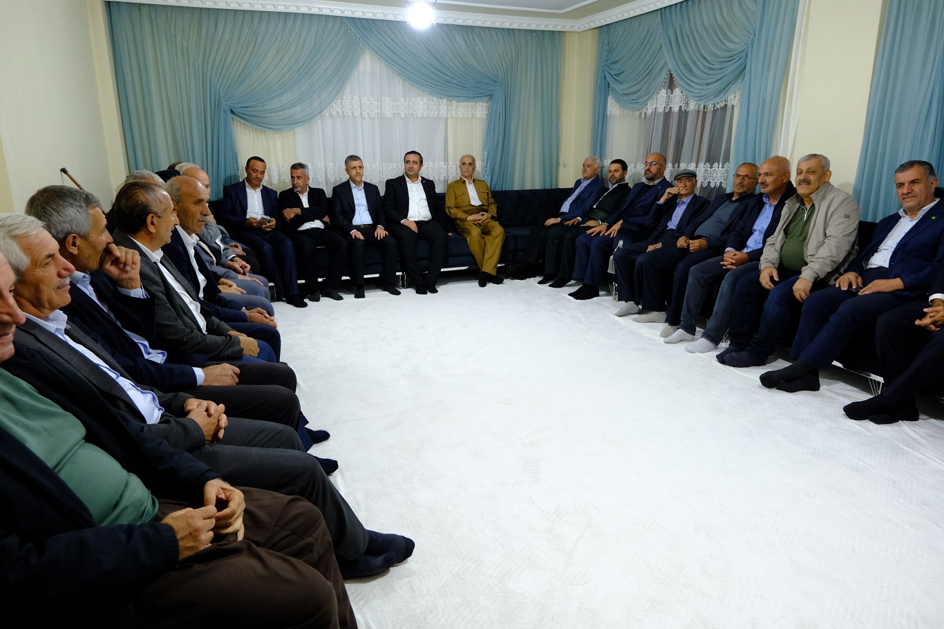 HÜDA PAR Milletvekili Serkan Ramanlı köy ziyareti 