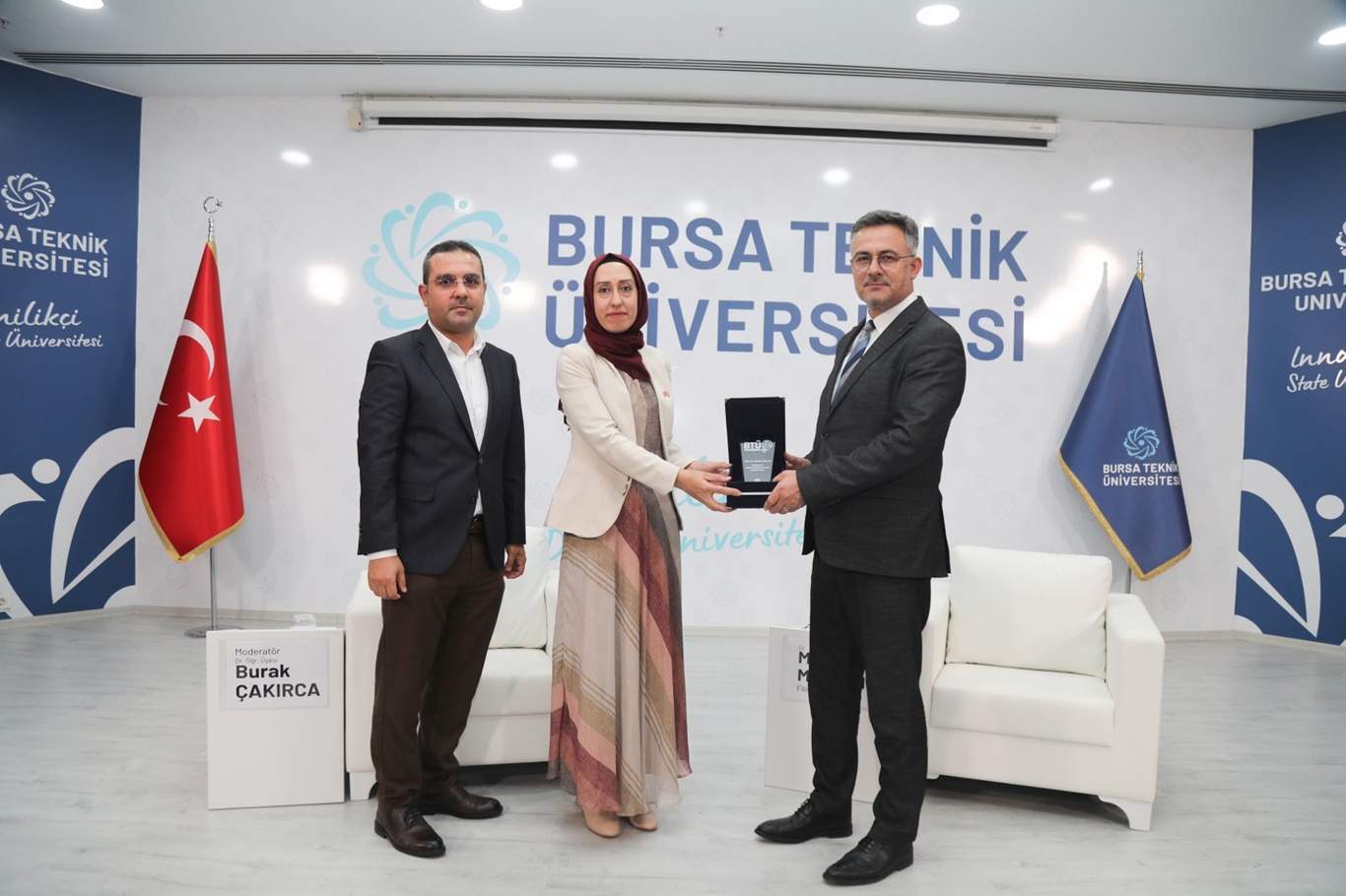 Filistinli sosyolog Menawi: İşgal küçük bir çatışma değil bir soykırımdır
