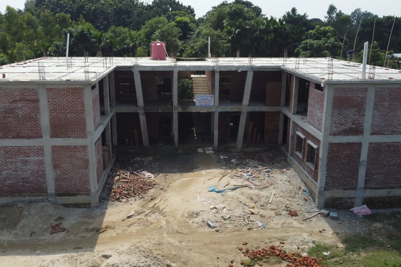 Yetimler Vakfı'nın Bangladeş'te Yetimhane Kompleksi inşaatı devam ediyor
