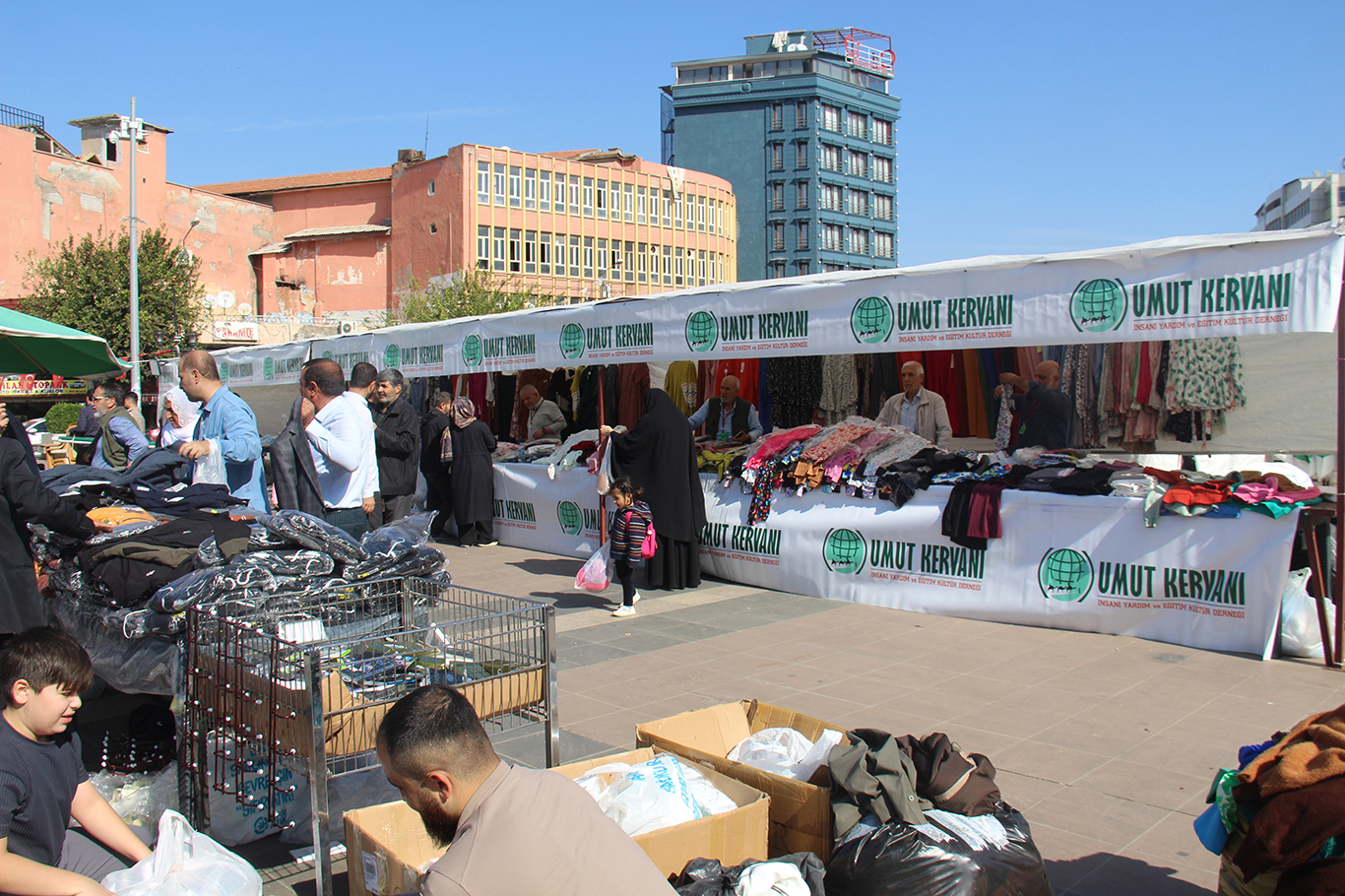 Hope Caravan to organize charity bazaar in Diyarbakır to raise funds for orphans, needy families