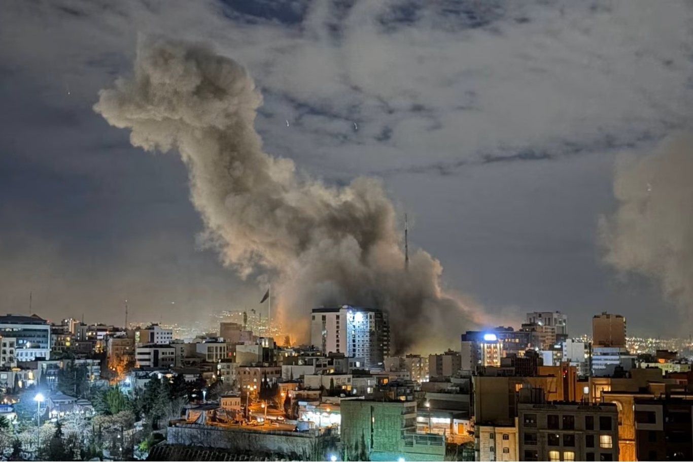 Israeli-US airstrike targets hospital in Tehran