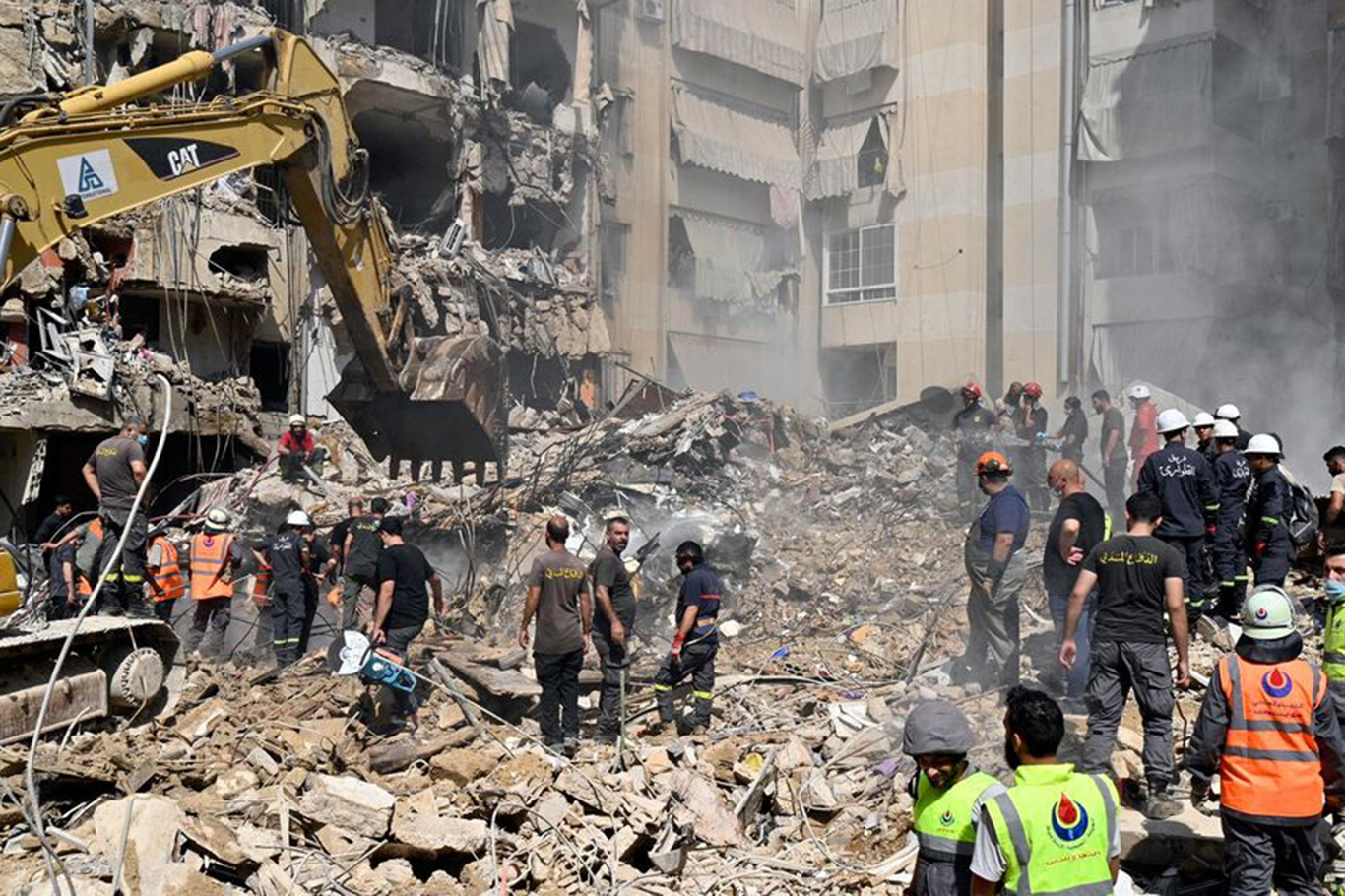 Eight civilians killed in Israeli airstrikes on southern Lebanon